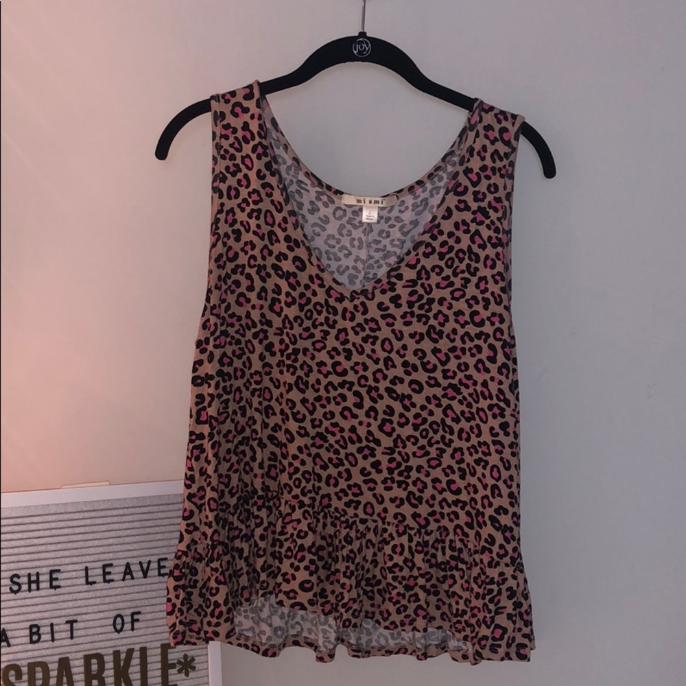 Leopard Tank